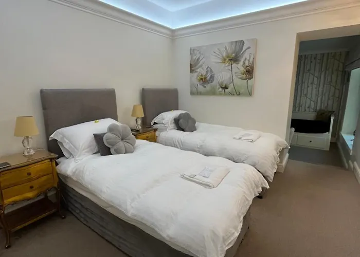 Tides Reach Guest House